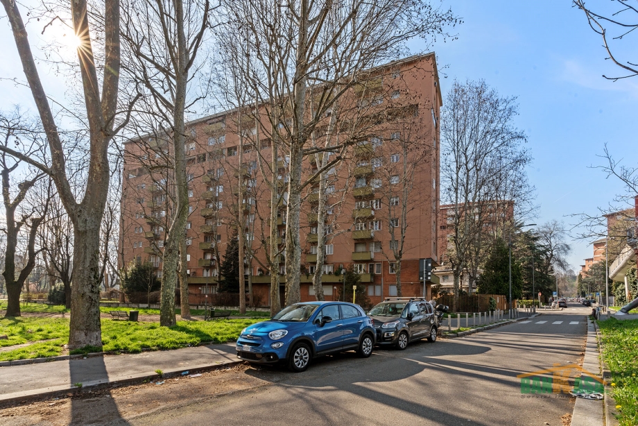 MILANO - Appartamento in condominio in vendita (ID: 7812)