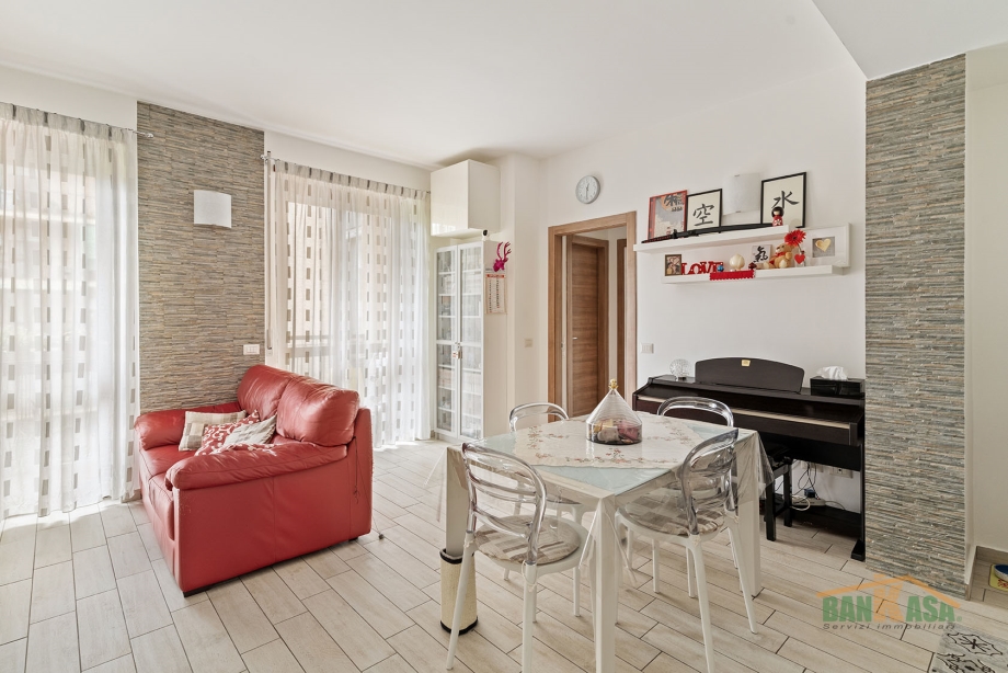 MILANO - Appartamento in condominio in vendita (ID: 7877)