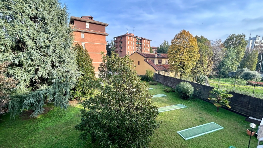 Appartamento in palazzina di 3 locali MILANO NIGUARDA di 120 mq