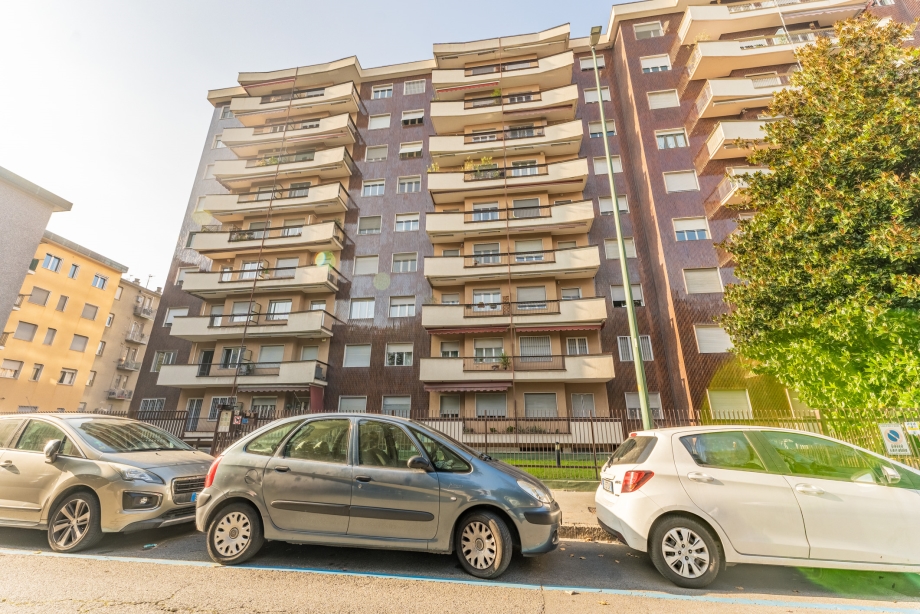 SESTO SAN GIOVANNI - Appartamento in condominio in vendita (ID: 8010)