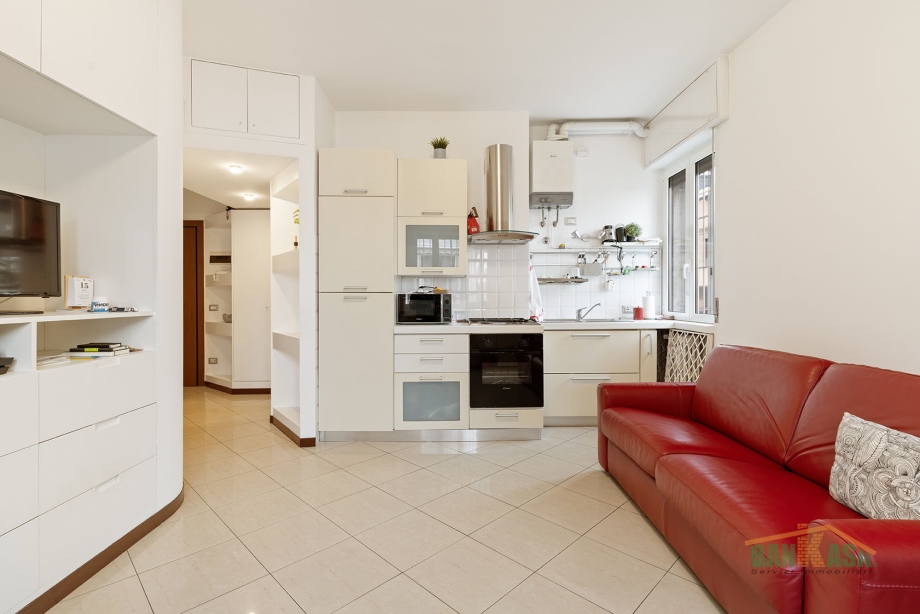 BRESSO - Appartamento in condominio in vendita (ID: 8020)