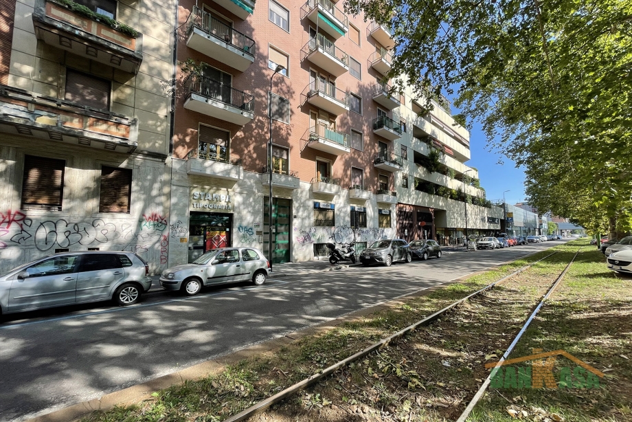 MILANO  - Appartamento in condominio in vendita (ID: 8043)