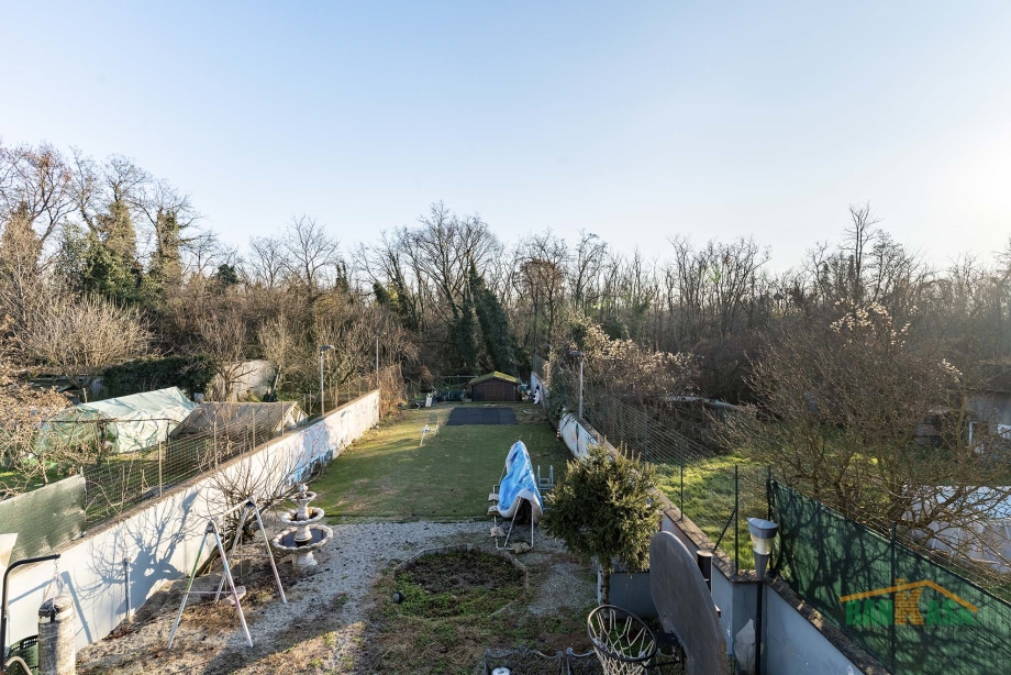 Villa singola di 5 locali GARBAGNATE MILANESE di 220 mq